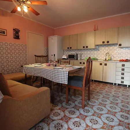 Сasa de vacaciones House Barbara *